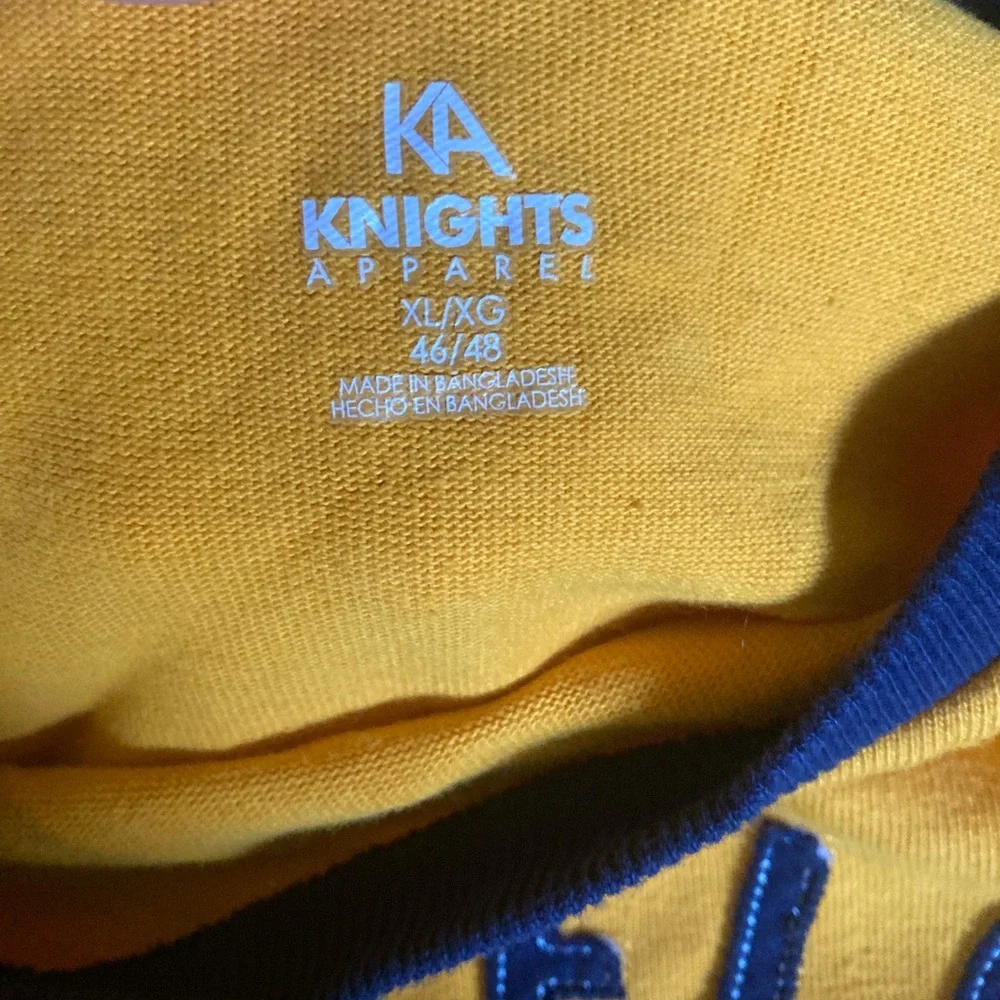 Knights Apparel Cal Berkeley Gold and Navy Collegiate Pullover - Picture 2 of 4